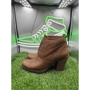 Lucky Brand Tan Heeled Boots